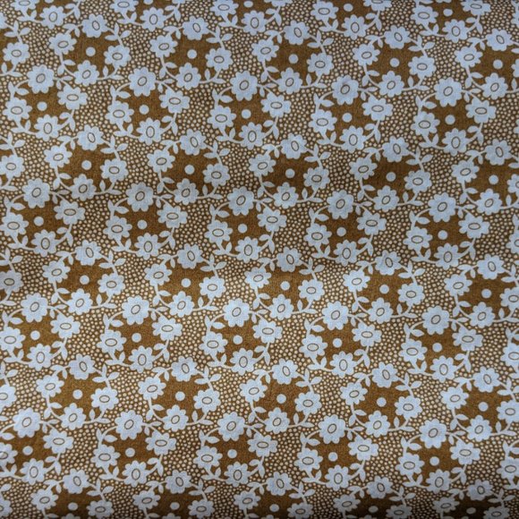 Liberty of London Millie Tana Lawn Organic Cotton Fabric 5 Yards - Picture 2 of 5